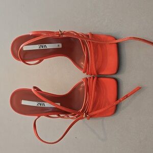 NWOT! Zara Women Leather Heel Sandals With Orange Strap Size 38/ 7.5 US